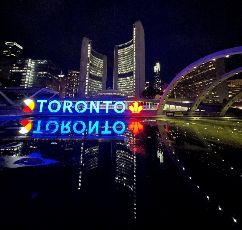 Romantic Valentine's Day tour in Toronto